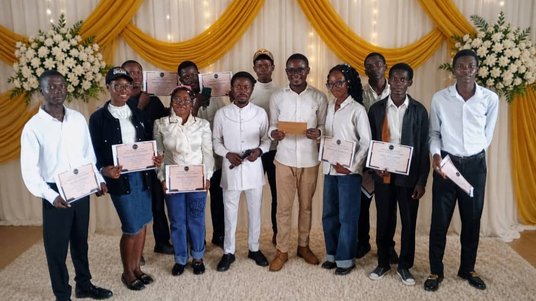 Keyworld Music Institute graduation group